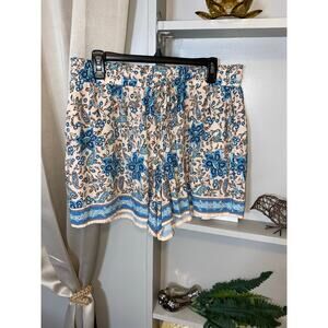 Maurices size Large Soft Elastic Drawstring Waist Shorts Pockets Floral Paisley